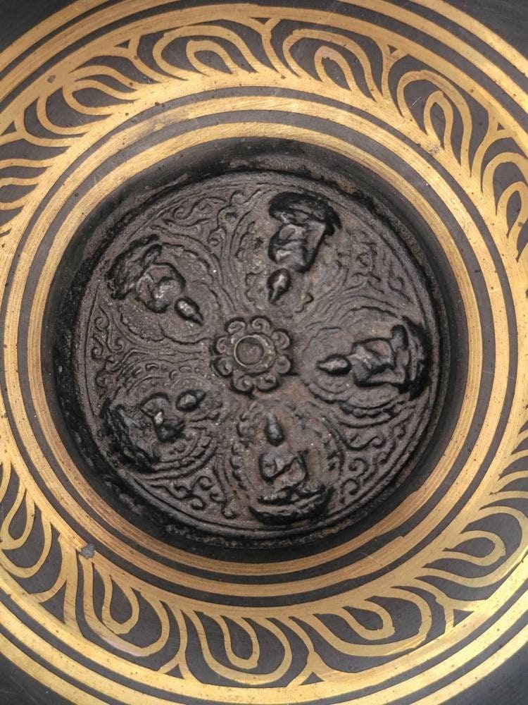 Namaste 7" Five Dhyani Buddha’s carved Etched Singing Bowl with Mallet
