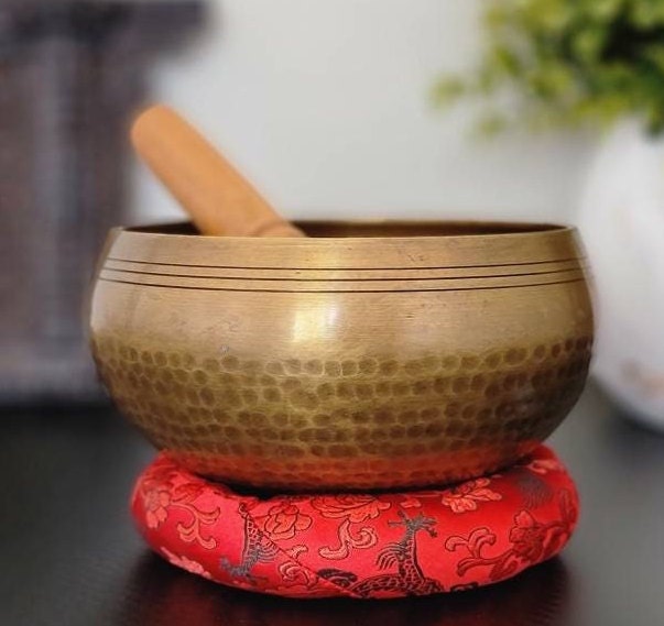 Namaste 5.5” and 4.5" High Quality Hand Hammered Singing Bowl with Mallet & Ring Cushion