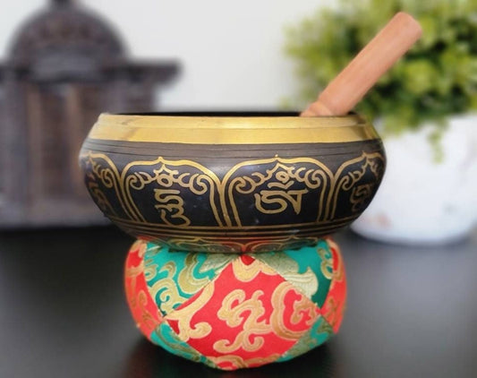 Namaste 7" Five Dhyani Buddha’s carved Etched Singing Bowl with Mallet