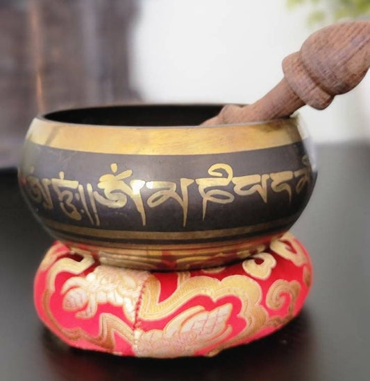 Namaste Hand etched with Om Mani Padme Hum mantra Singing Bowl with Mallet